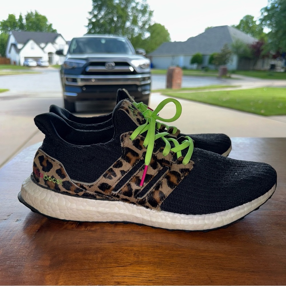 Adidas Mens Ultraboost DNA Animal Pack-Leopard.